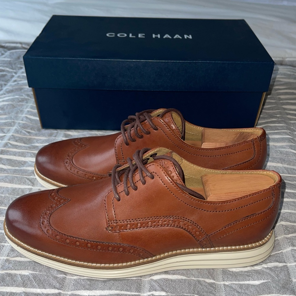 Brand new never worn Men’s Cole Haan Original Grand Wingtip Shoe Size 8